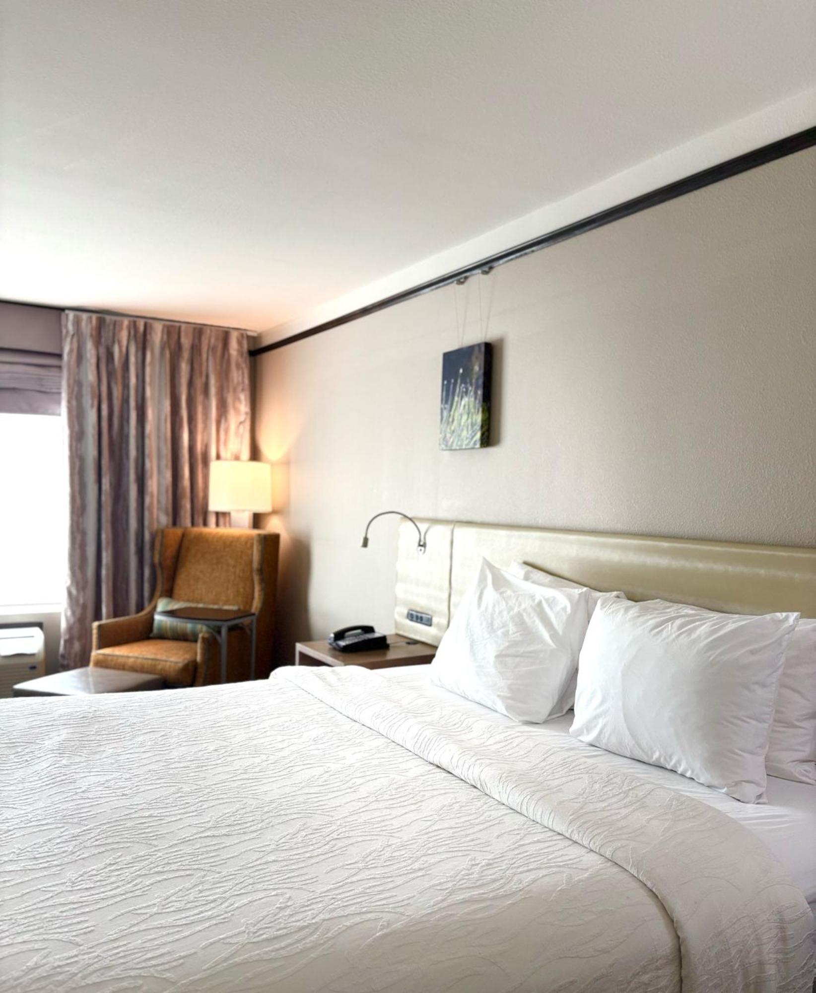 Kozy Hotel Houston North Westfield Eksteriør bilde